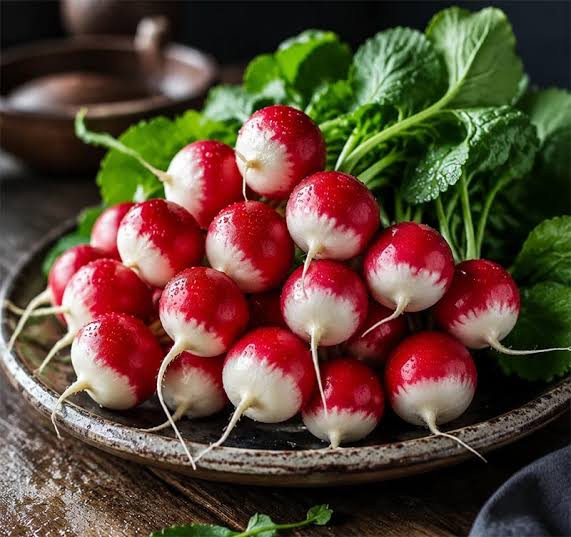 بذر تربچه چری دورنگ قرمزسفید